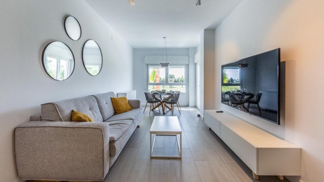 Homity Holidays - Playa Granada - Marina Golf โมตริล ภายนอก รูปภาพ