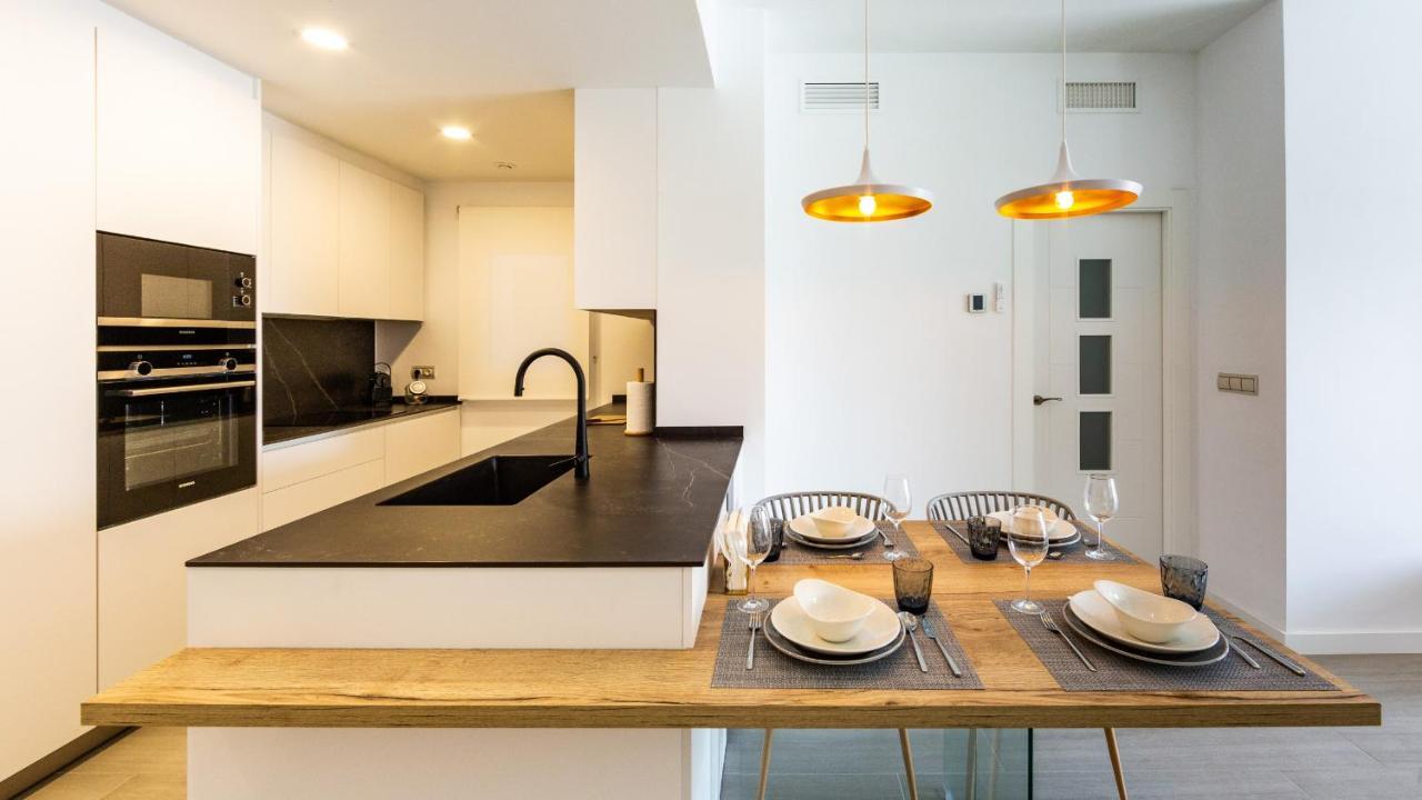 Homity Holidays - Playa Granada - Marina Golf โมตริล ภายนอก รูปภาพ
