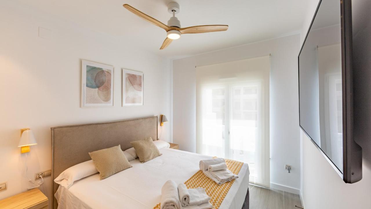 Homity Holidays - Playa Granada - Marina Golf โมตริล ภายนอก รูปภาพ
