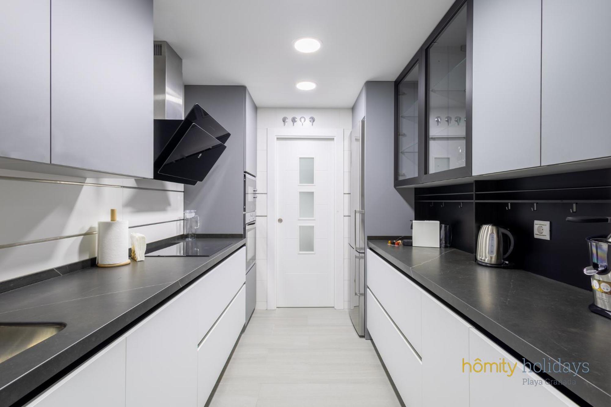 Homity Holidays - Playa Granada - Marina Golf โมตริล ภายนอก รูปภาพ