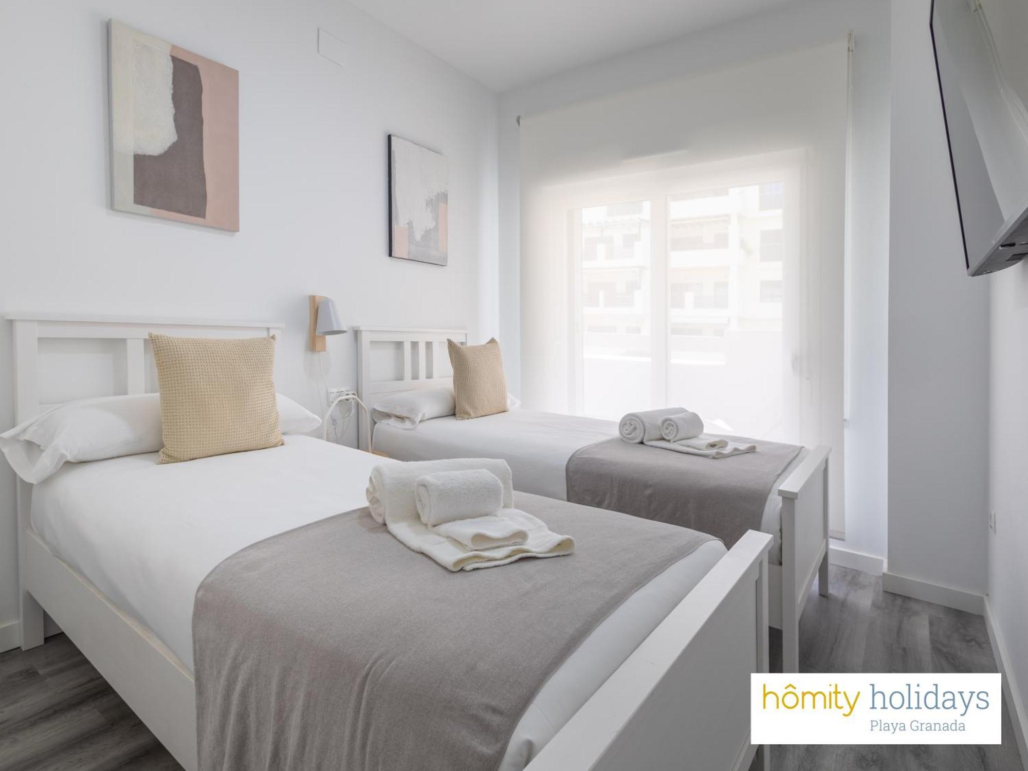 Homity Holidays - Playa Granada - Marina Golf โมตริล ภายนอก รูปภาพ