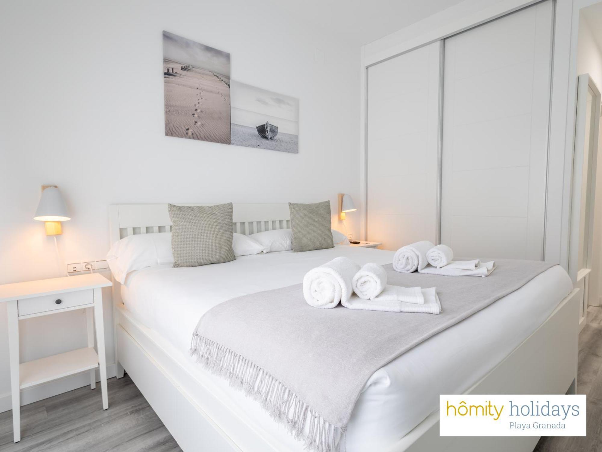 Homity Holidays - Playa Granada - Marina Golf โมตริล ภายนอก รูปภาพ